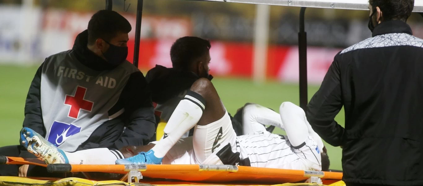 ΠΑΟΚ: Σοκαριστικός τραυματισμός του Μ.Ουαγκέ - Διέλυσε το γόνατο του και χάνει τη χρονιά